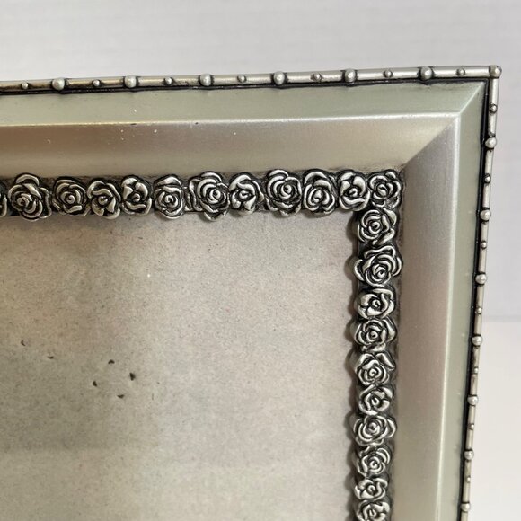 Silver Rose Border Square Picture Frame 5x5 Inches Metal Design With Beaded Edge - Picture 2 of 8